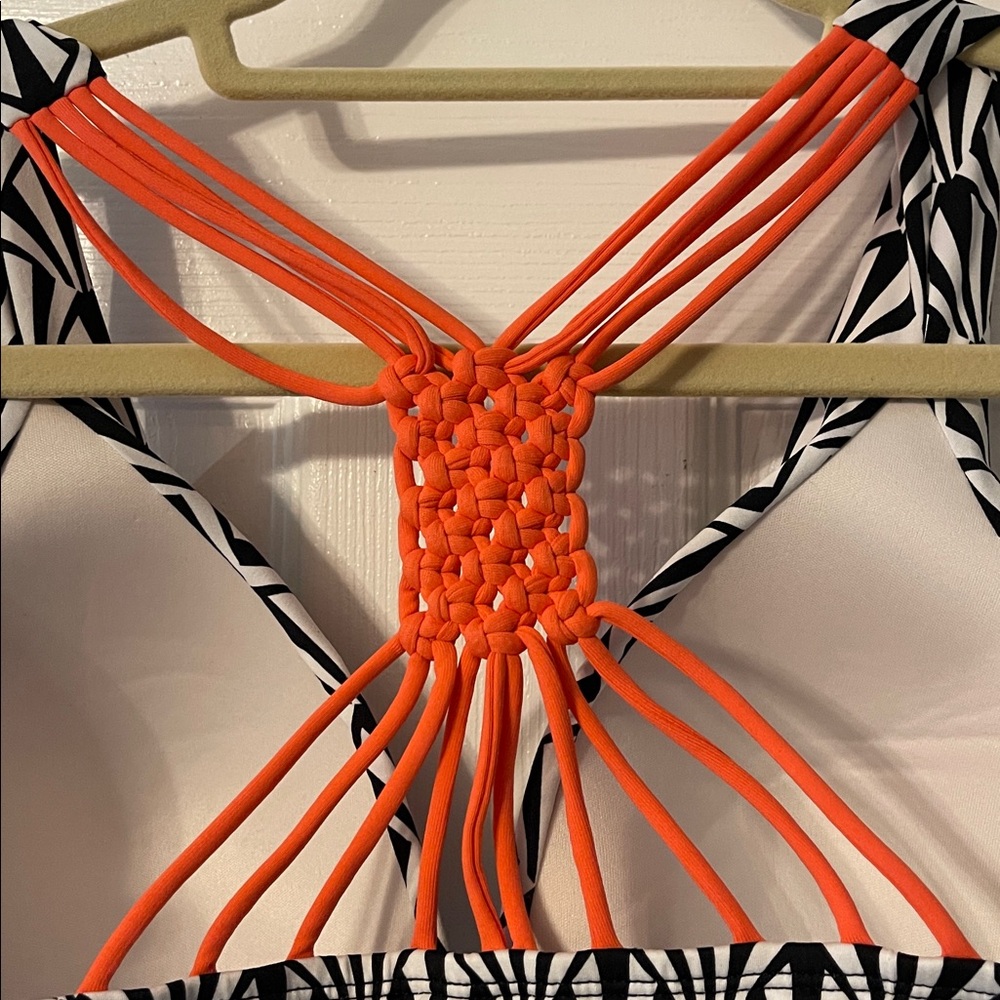 New Women’s Bikini Top - Picture 5 of 6